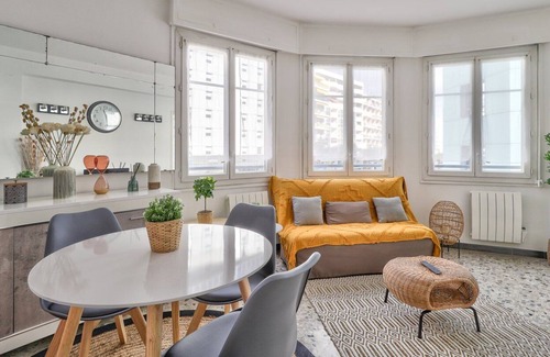 La Madeleine Apartment | Vrbo Property