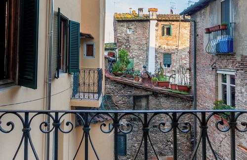 Lucca Historical Center Apartment | Vrbo Property