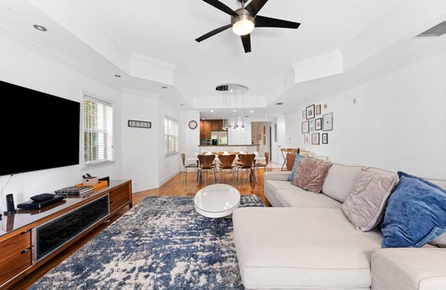 Reunion Condo | Whisper Way's Finest | Private Porch | Near Disney | Reunion Membership