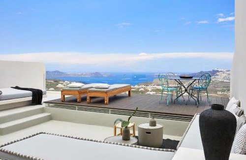 Pyrgos Villa | White & Co. La Torre Suites