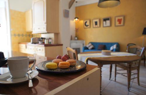 Quartier du Port Apartment | ZePerfectPlace - Vieux Nice Garibaldi 3 chambres