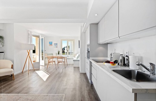 Saint-Jean-Cap-Ferrat Apartment | 04. Bright apartment with balcony and sea view, close to the beach