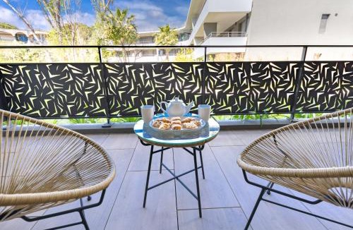 Villeneuve Loubet Beach Apartment | 06AH - Superb waterfront T2 - swimming pool