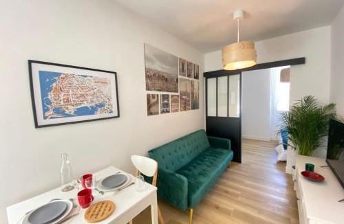 Antibes City Centre Apartment | 06AN - Beautiful apartment in the heart of Old Antibes
