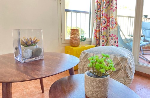 Antibes City Centre Apartment | 06L - Port Prestige - 4 pers - pool - private parking