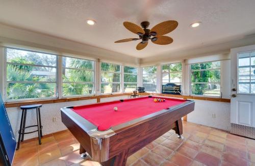 Forest City House | 1-Acre Backyard and Gym Spacious Apopka Escape!