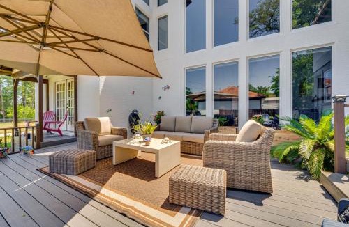 Forest City House | 1-Acre Backyard and Gym Spacious Apopka Escape!