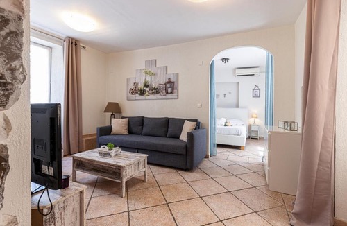 Quartier du Port Apartment | 1 Bedroom apartment in Nice Port