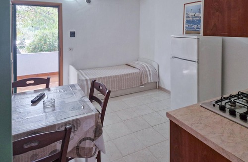 Defensola House | 1 bedroom awesome home in Vieste