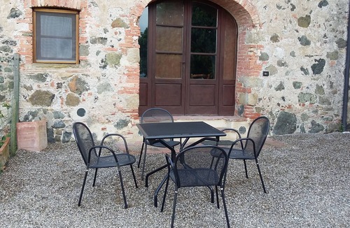 Montecastelli Apartment | 1 Bedroom Apartment in Montecastelli Pisano