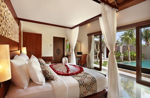 By Pass Ngurah Rai Villa | 1 BR Suite Villa with a private pool, FREE return airport transfers