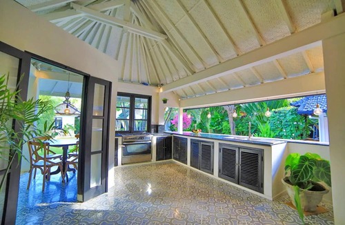 Petitenget Villa | 10 Bdr-Last Minute Deal 50%+ OFF! Seminyak