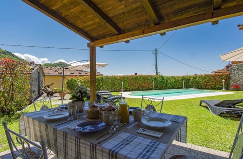 Montefegatesi Other | 100 m² Accommodation ∙ 3 bedrooms ∙ 6 guests
