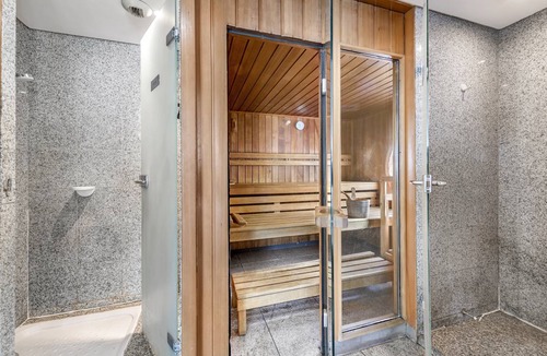 Old Town Apartment | 100 m² Apartment ∙ 2 bedrooms ∙ 4 guests