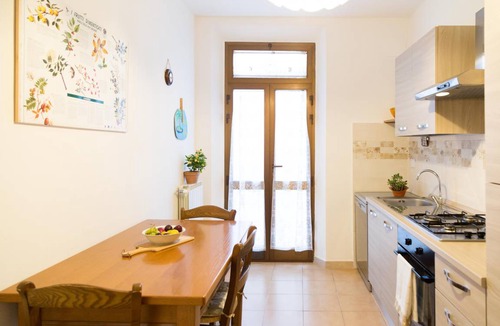Vecchiano Apartment | 100 m² Apartment ∙ 2 bedrooms ∙ 5 guests