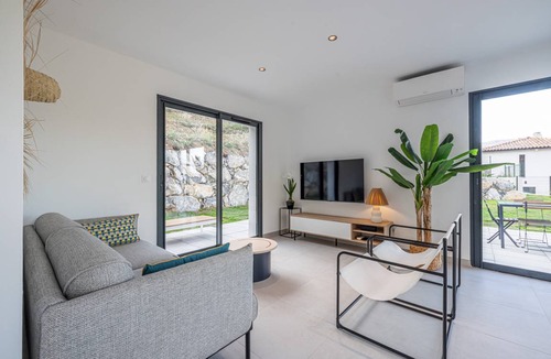 Colomars Villa | 100 m² Villa ∙ 3 bedrooms ∙ 6 guests