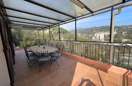 Contes House | 100m2 house 15 km from Nice, air conditioning and wifi