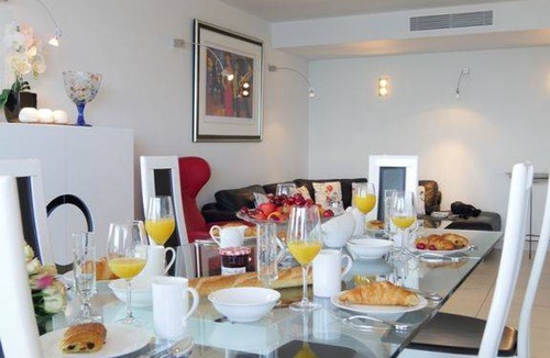 Antibes City Centre Apartment | 105 m² Apartment ∙ 3 bedrooms ∙ 6 guests