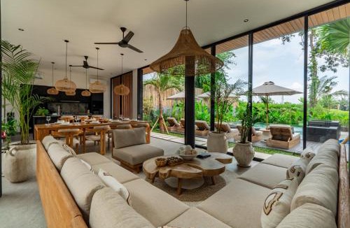 Melayang Villa | 10BR Laia & Naiba by BaliSuperHost