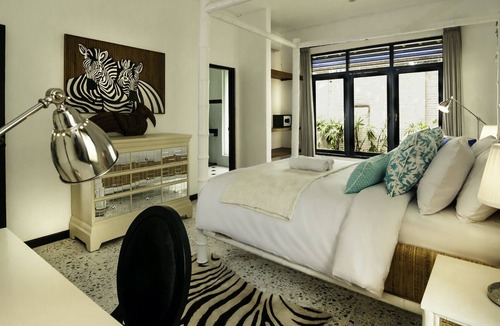 Sanur Kauh Villa | 11 BDR Estate, 5* Luxury, Walk to Beach