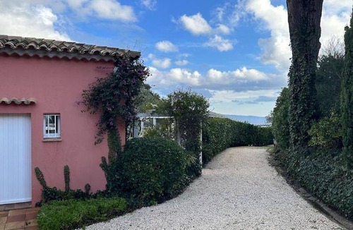 Le Rayol Villa | 110 m² Villa ∙ 3 bedrooms ∙ 6 guests