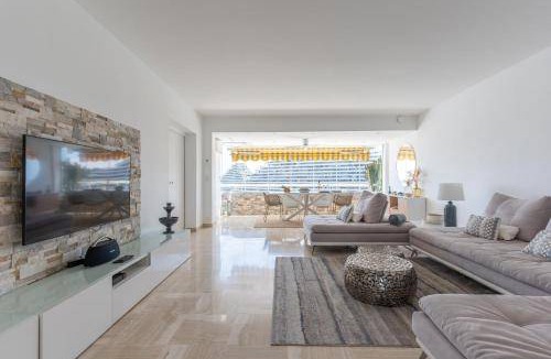 Villeneuve Loubet Beach Apartment | 110 m² Apartment ∙ 3 bedrooms ∙ 6 guests