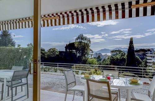 La Croix des Gardes Apartment | 110 m² Apartment ∙ 2 bedrooms ∙ 6 guests