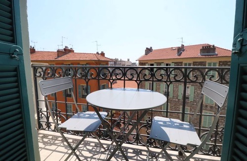 Vernier Resort | 112 m² Private room ∙ 1 bedroom ∙ 1 guest