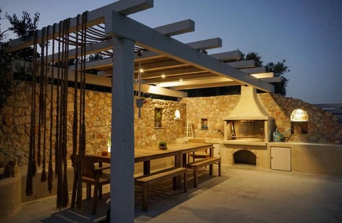 Agia Paraskevi Villa | 120 m² Villa ∙ 3 bedrooms ∙ 9 guests