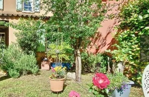 Fayence House | 125 m² House ∙ 2 bedrooms ∙ 4 guests