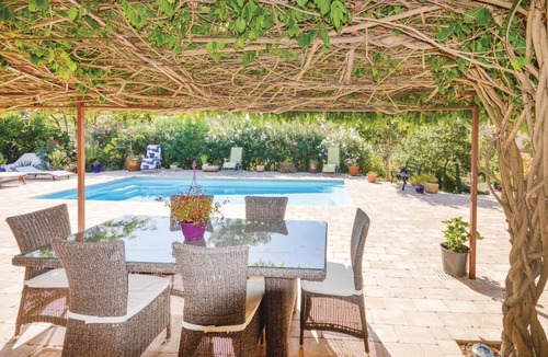 Fayence House | 130 m² Maisonette ∙ 3 bedrooms ∙ 6 guests