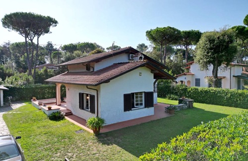 Ronchi Villa | 140 m² Villa ∙ 4 bedrooms ∙ 8 guests