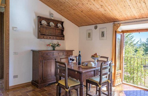 Monticiano House | 144 m² House ∙ 5 bedrooms ∙ 10 guests