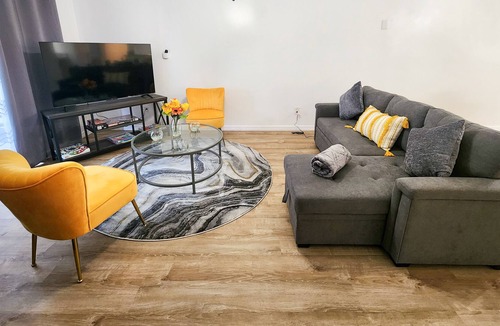 Oak Ridge Condo | 15 mins from Disney World. Family-sized Remodeled condo 2 BR 2 BT