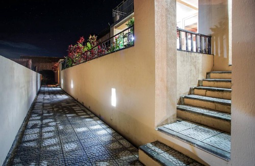 Batunya Villa | 150 m² Villa ∙ 4 guests
