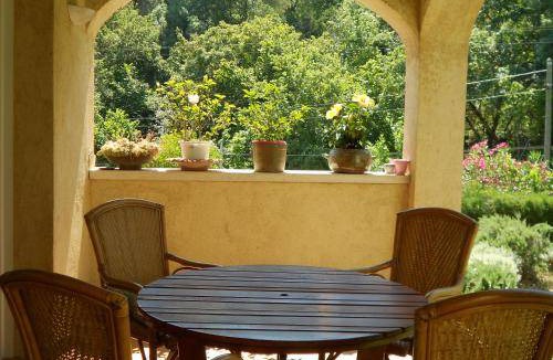 Le Rouret Bed & Breakfast | 16 m² Bed and breakfast ∙ 3 guests