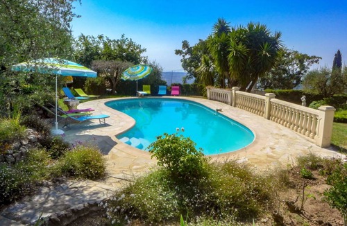 Gattieres Other | 160 m² Accommodation ∙ 4 bedrooms ∙ 8 guests