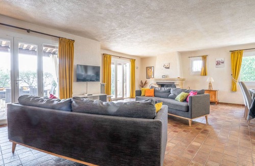 Gattieres House | 160 m² House ∙ 4 bedrooms ∙ 8 guests