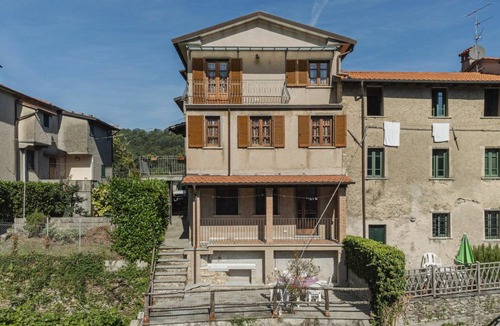 Stazzema Villa | 160 m² Villa ∙ 3 bedrooms ∙ 5 guests