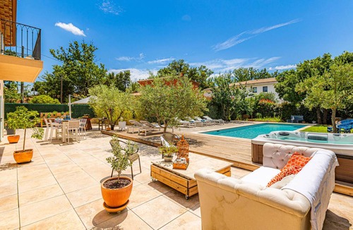 Le Tignet House | 180 m² House ∙ 4 bedrooms ∙ 8 guests