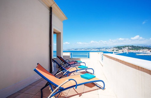 Lazaret Villa | 180 m² Villa ∙ 3 bedrooms ∙ 6 guests