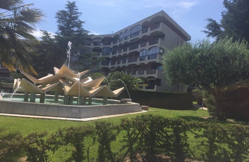 Mandelieu-La-Napoule Apartment | 2 bedroom apartment in a secure residence in Mandelieu with a shared pool and close to the center - 2301
