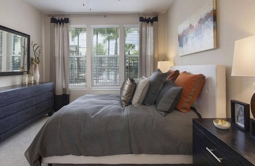 Lake Hart Apartment | 2 Bedroom Apartment 419553 by Houzlet
