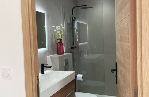Antibes Old Town Apartment | 2 Bedroom Apartment in Antibes