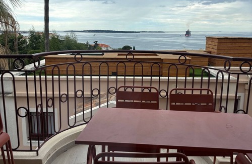 Cannes La Bocca Apartment | 2 Bedroom Apartment in Cannes