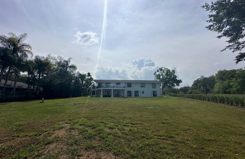 Orlando House | 2-bedroom bungalow with WiFi, AC in welcoming Central/Universal Orlando area.