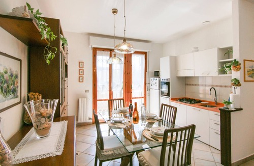 Marina di Massa Apartment | 2 bedroom gorgeous apartment in Marina di Massa