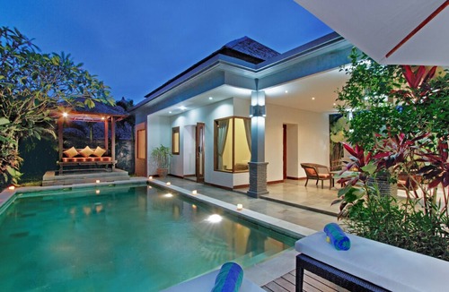 Pererenan Villa | 2 Bedroom near Echo Beach, Private Pool, Housekeeping staff, Good Rate!