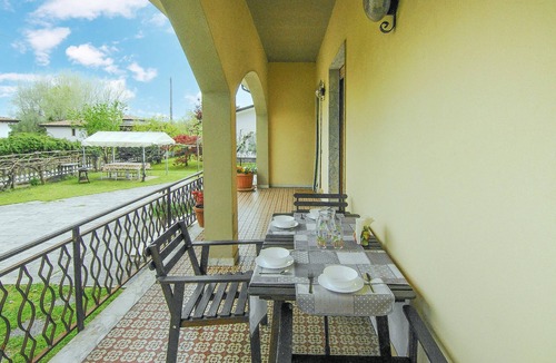 Capanne-Prato-Cinquale House | 2 bedroom nice home in Montignoso
