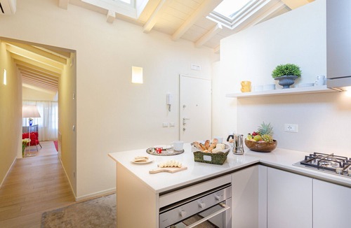 Lucca Historical Center Apartment | 2 Bedrooms Apartment with Terrace and Amazing Views